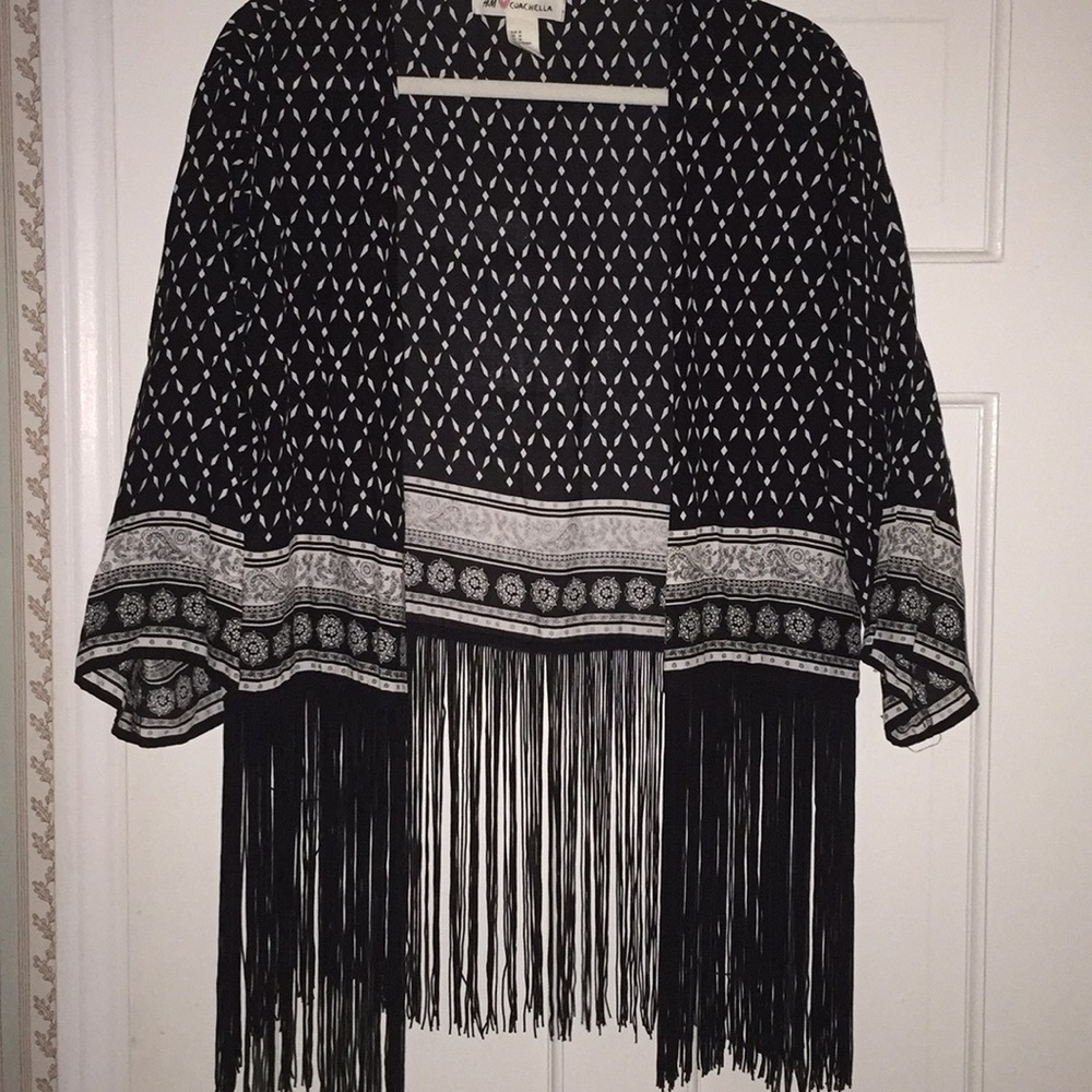H&M Coachella black and white fringed kimono